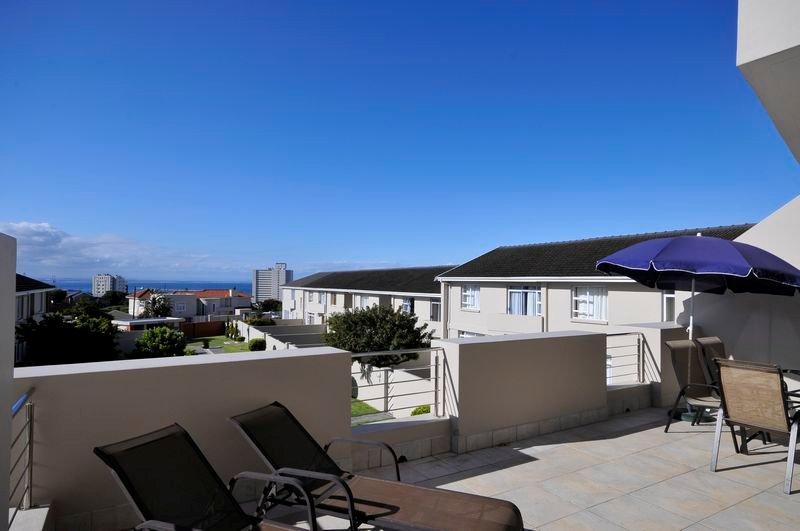 To Let 2 Bedroom Property for Rent in Humewood Eastern Cape